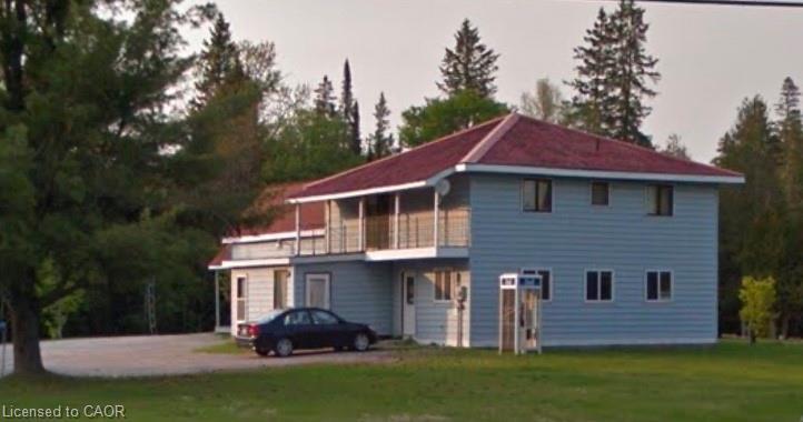 1010 Billings Lake Road, Gooderham