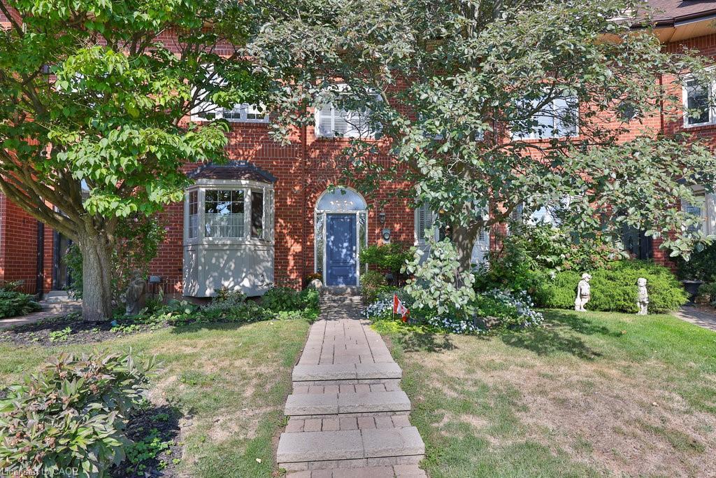 68 Tradewind Drive, Oakville