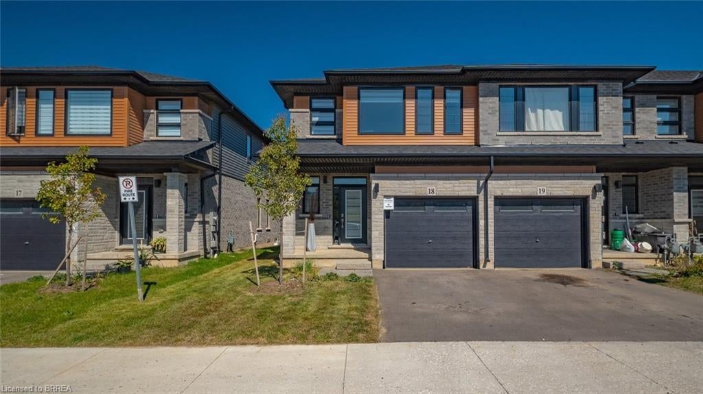 461 Blackburn Drive 18, Brantford