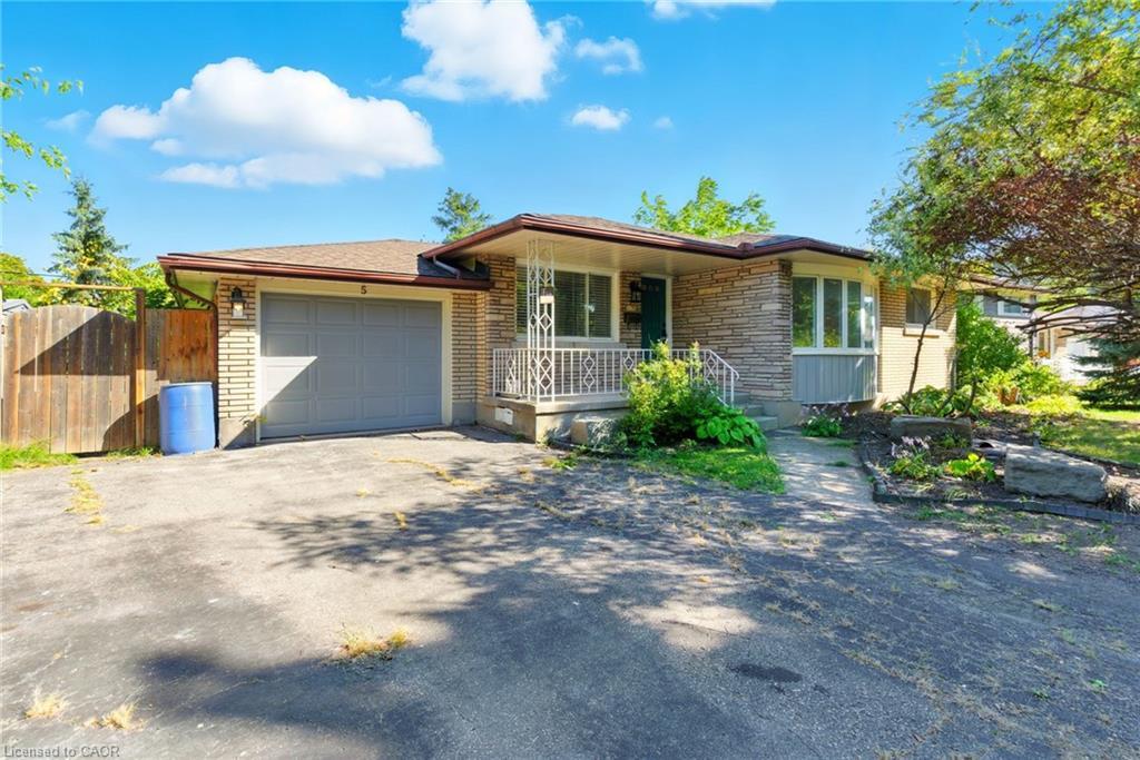 5 Windermere Road, St. Catharines