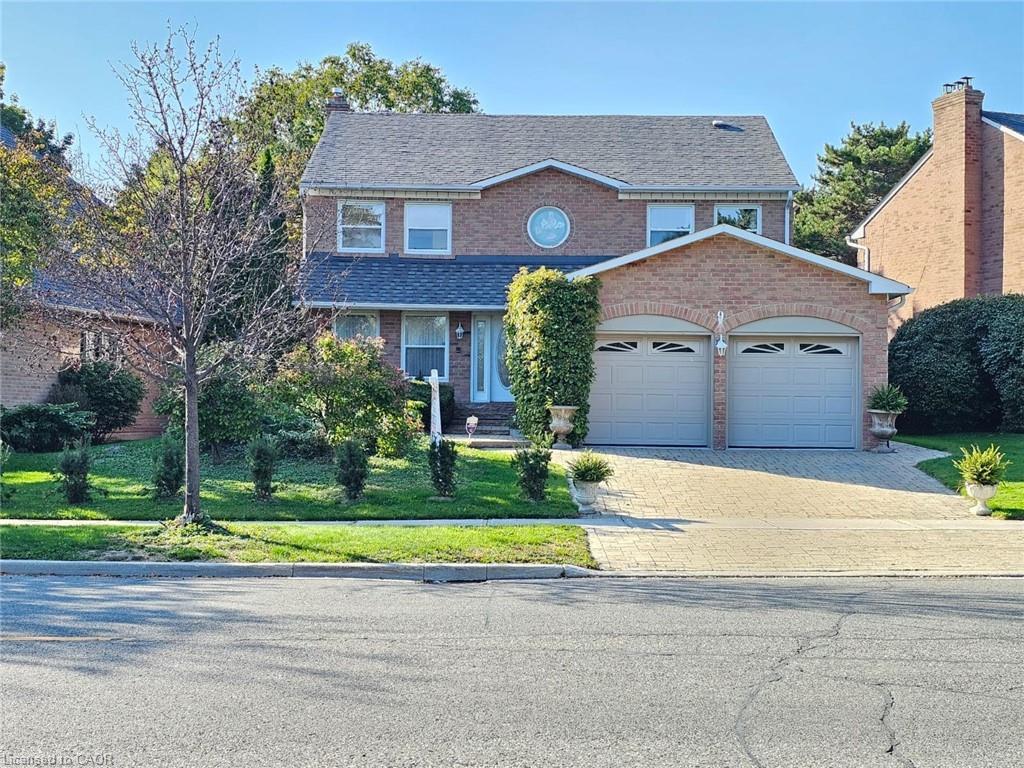 9 Longwater Chase, Markham