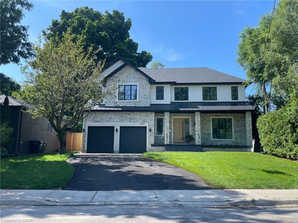 202 Queen Street W, Mississauga