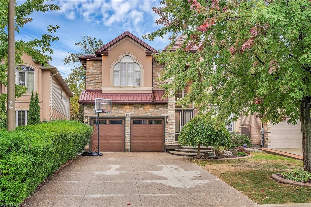 248 Cloverleaf Drive, Ancaster