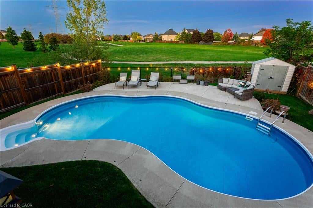 2913 Darien Road, Burlington