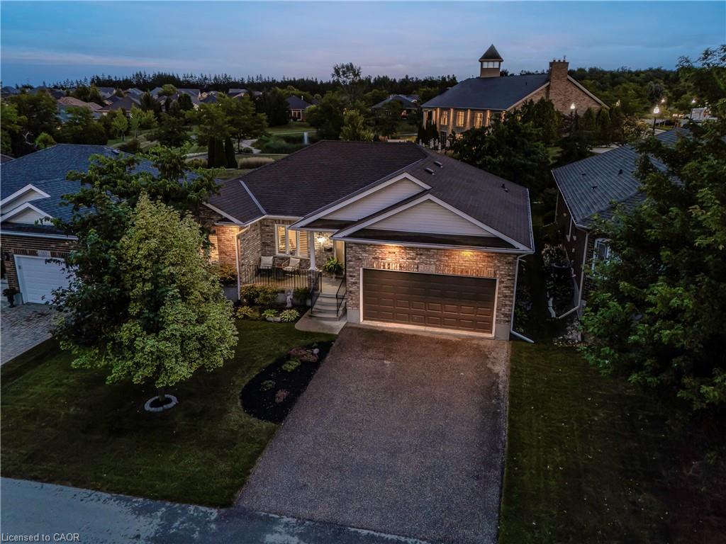 152 Devonshire Drive 18, New Hamburg