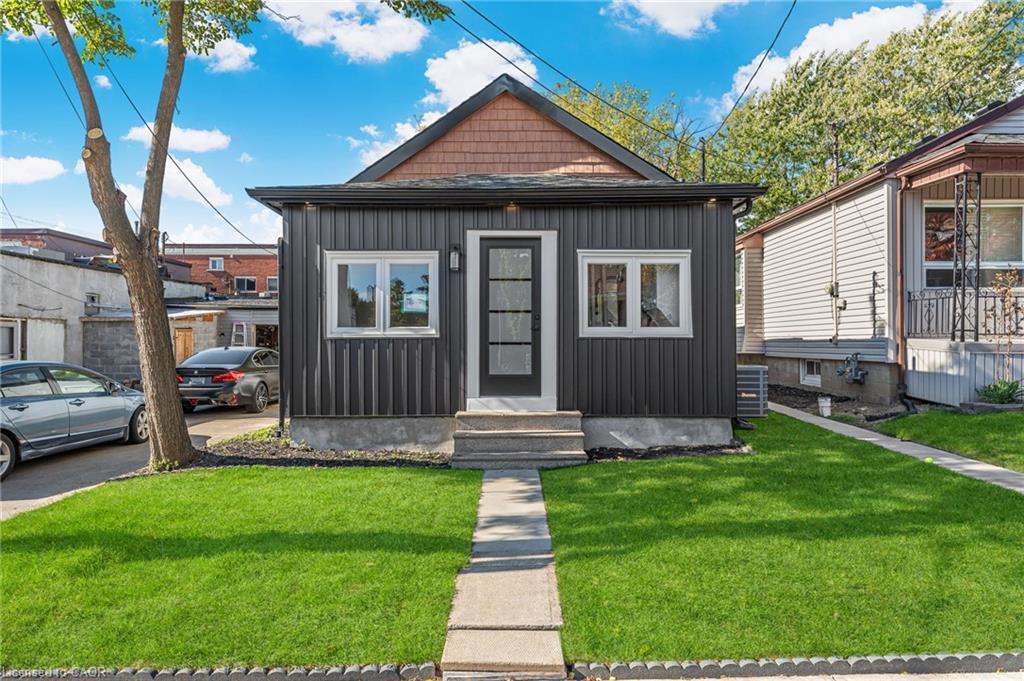 56 East 34th Street, Hamilton