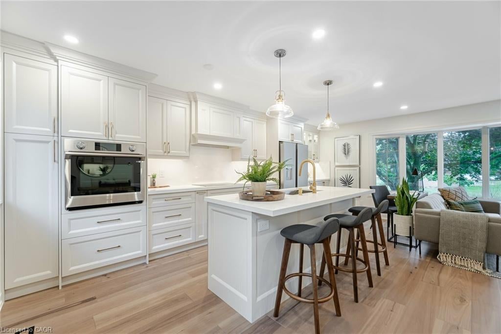 3150 Bentworth Drive, Burlington