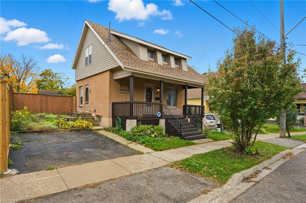 6 Strathcona Avenue, Brantford