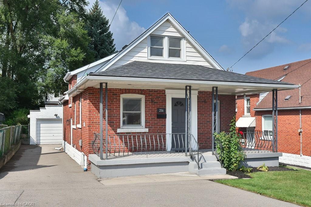 256 Walter Avenue S, Hamilton