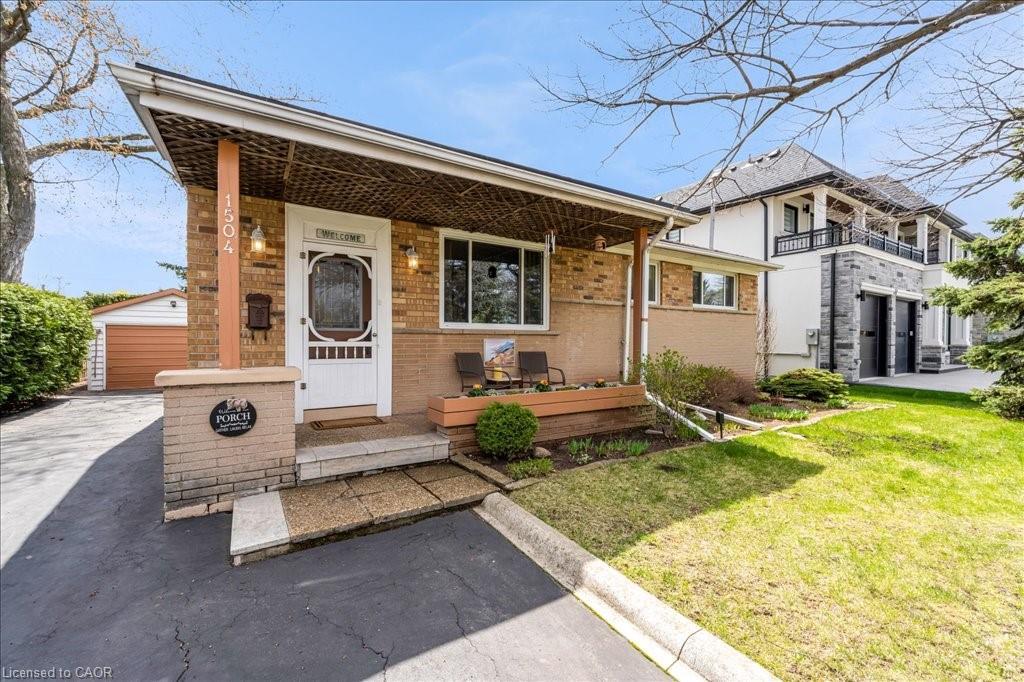 1504 Bridge Road, Oakville