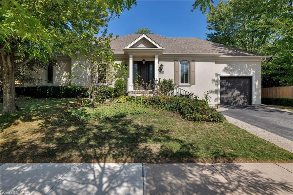 2448 Bridge Road, Oakville