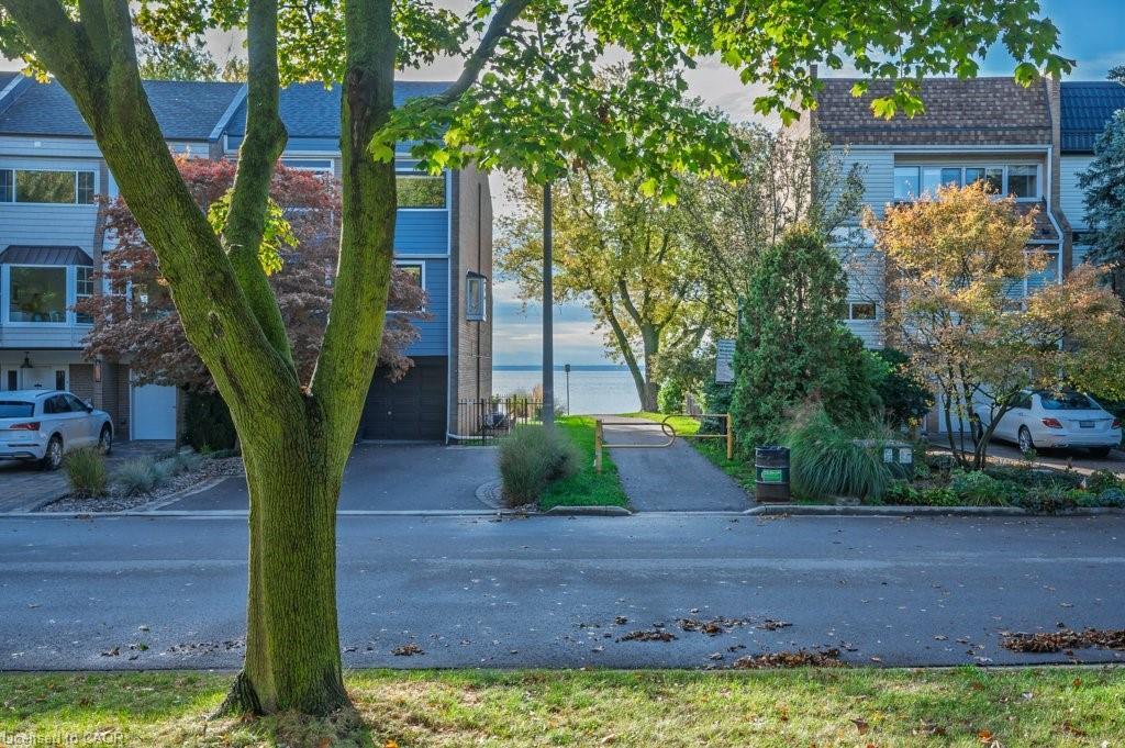 2063 Waters Edge Drive, Oakville