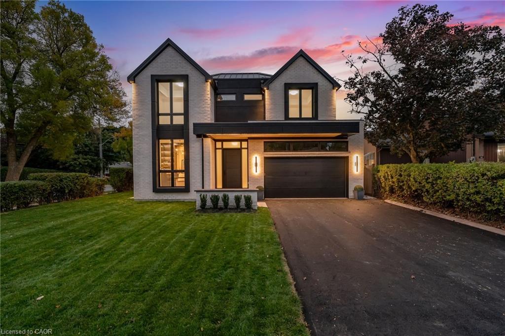 144 Mansfield Drive, Oakville