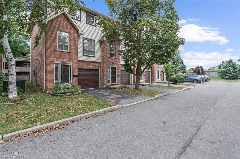 384 Limeridge Road E 17, Hamilton