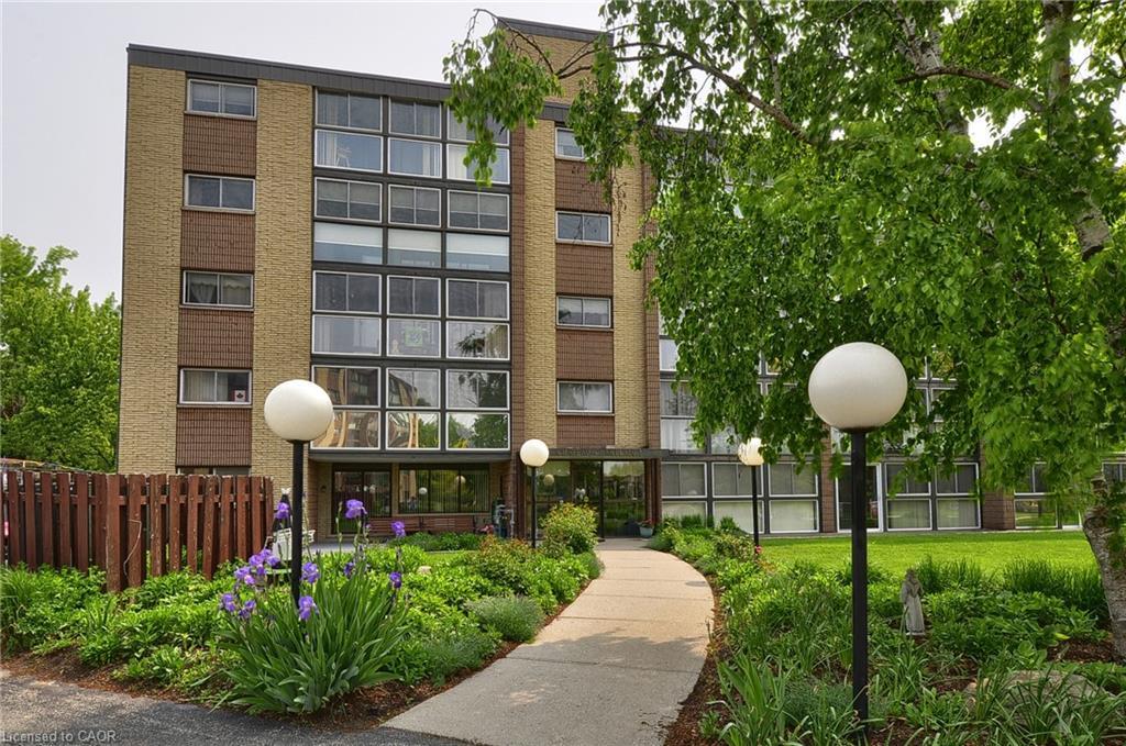 400 Champlain Boulevard 404, Cambridge