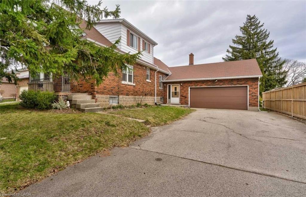 171 Stone Church Road E, Hamilton