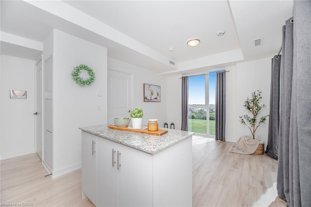 335 Wheat Boom Drive 906, Oakville