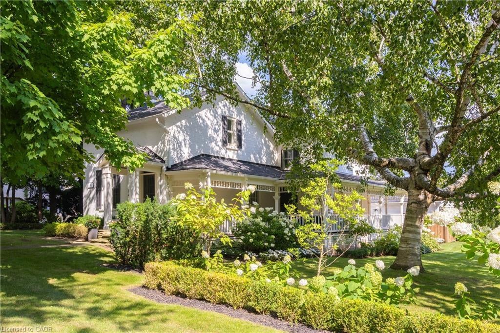 212 King Street, Oakville