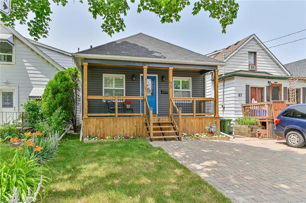 95 Houghton Avenue N, Hamilton