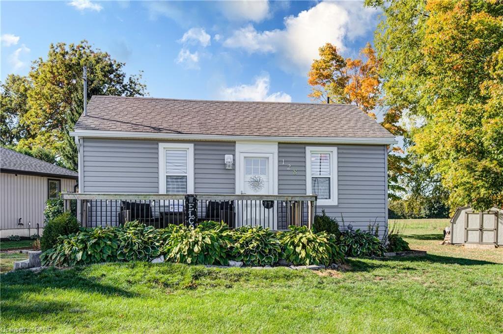 128 Dover Street, Otterville