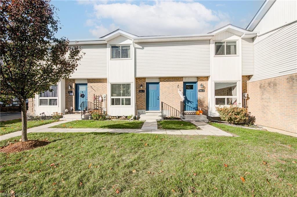 1193 Nellis Street 2, Woodstock