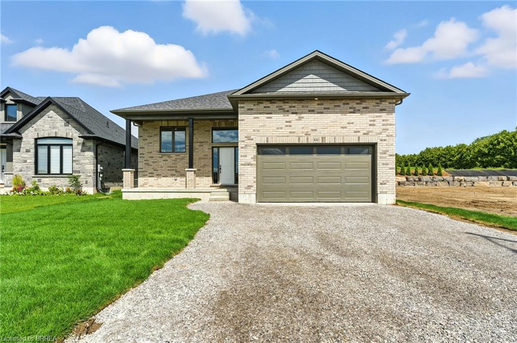 102 Vanrooy Trail, Waterford