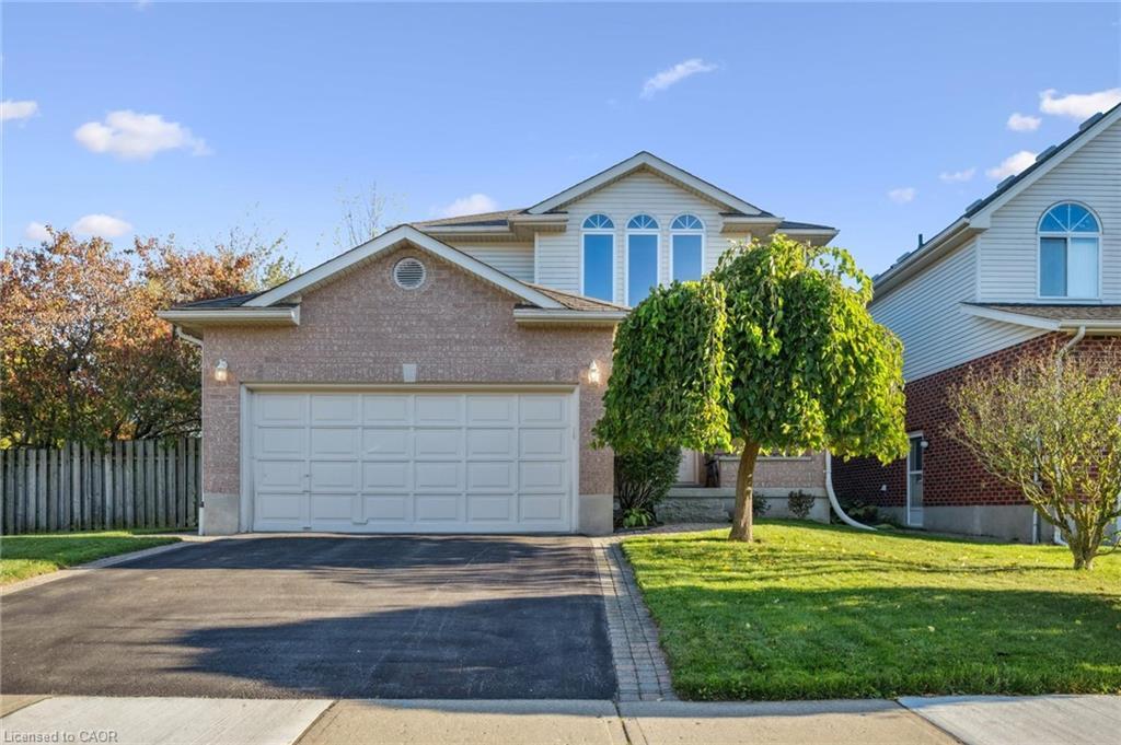 690 Coldstream Drive, Waterloo