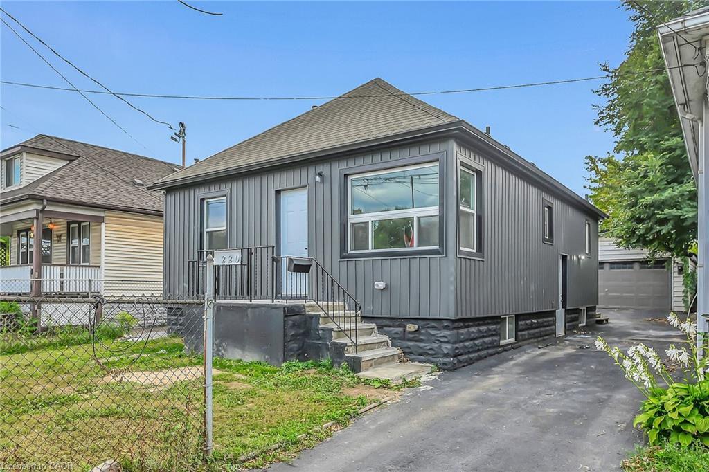 220 Grenfell Street, Hamilton