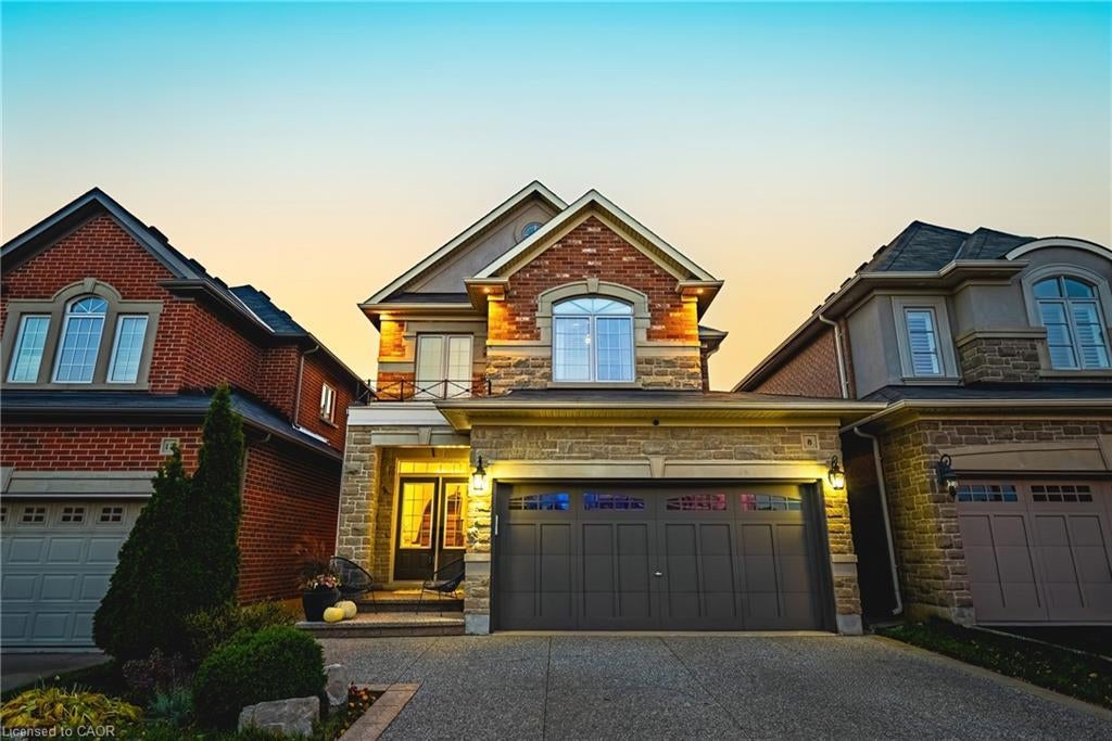 8 Matteo Trail, Hamilton