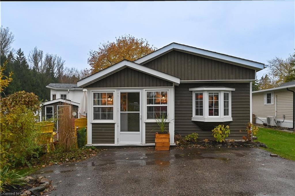 580 Beaver Creek Road 223, Waterloo