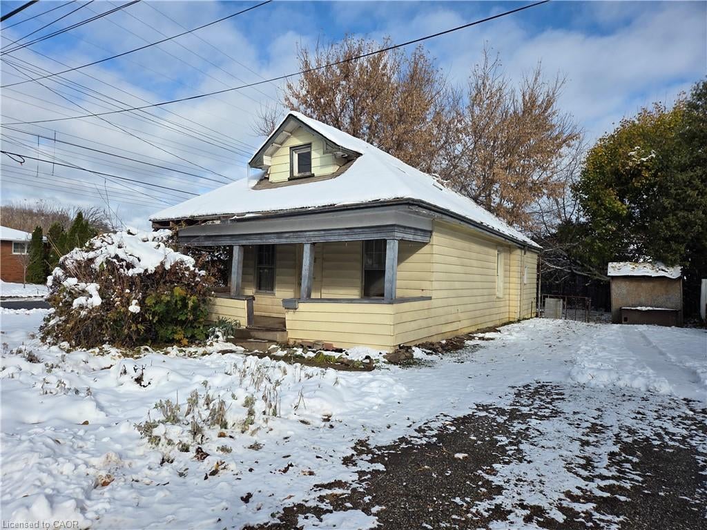 173 Dumbarton Avenue, Hamilton