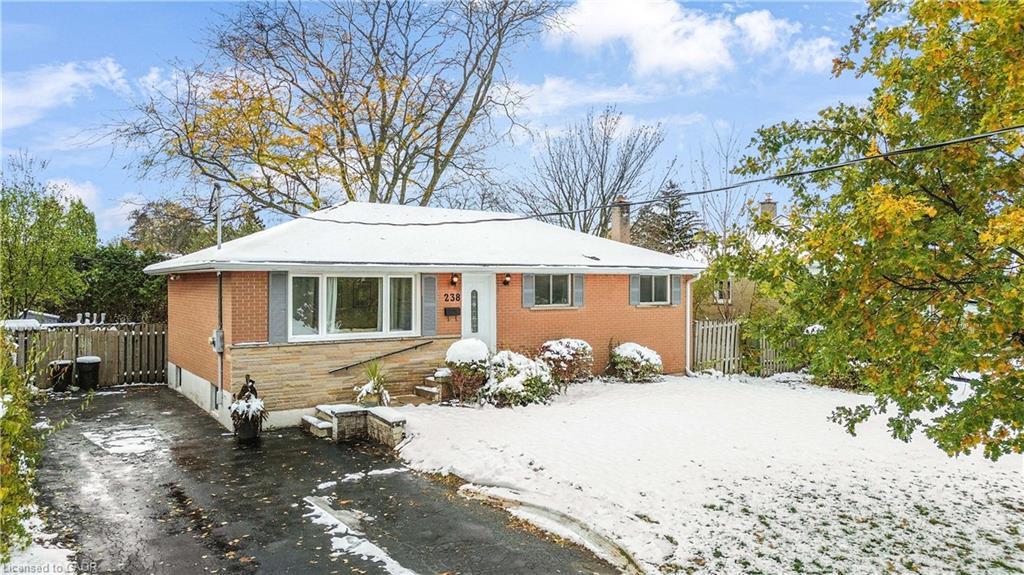 238 Kent Crescent, Burlington