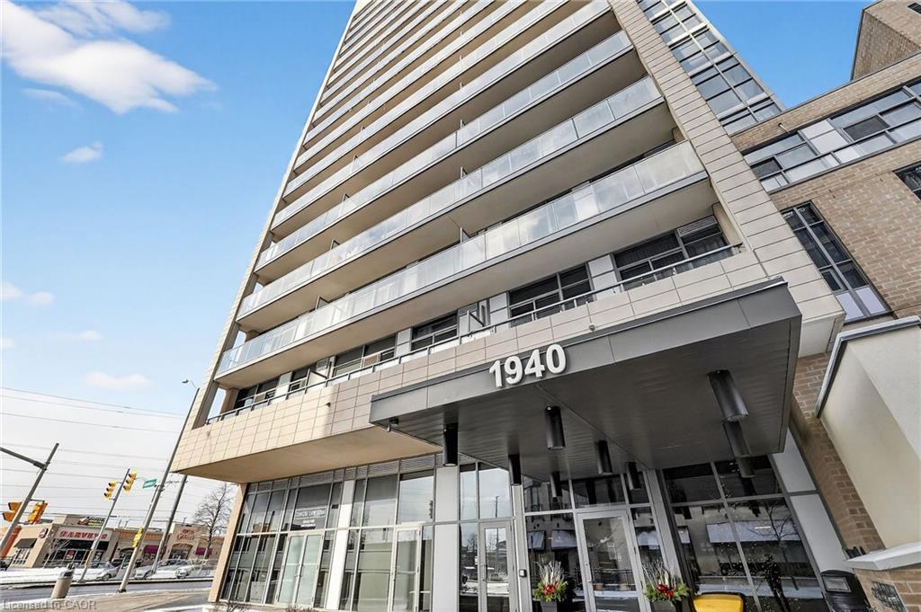 1940 Ironstone Drive 1006, Burlington