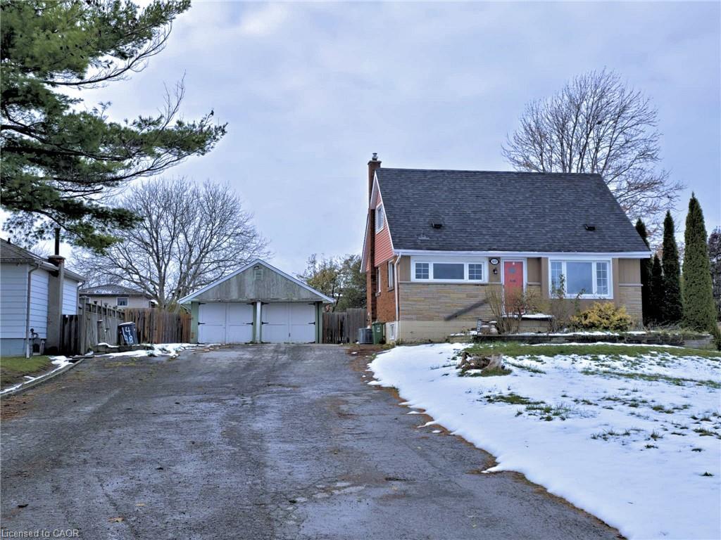 1448 Upper Ottawa Street, Hamilton