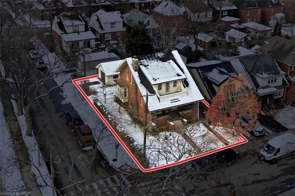 110 Houghton Avenue S, Hamilton