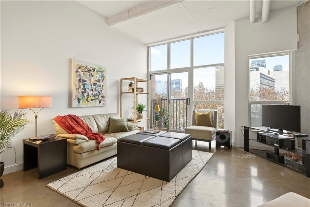 66 Bay Street S 503, Hamilton