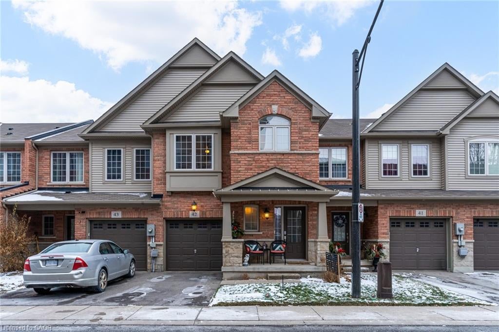 515 Winston Road 42, Grimsby