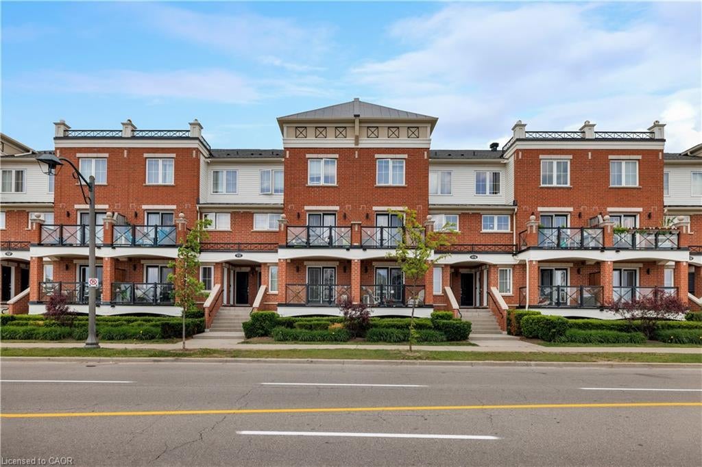 15 Hays Boulevard 10, Oakville