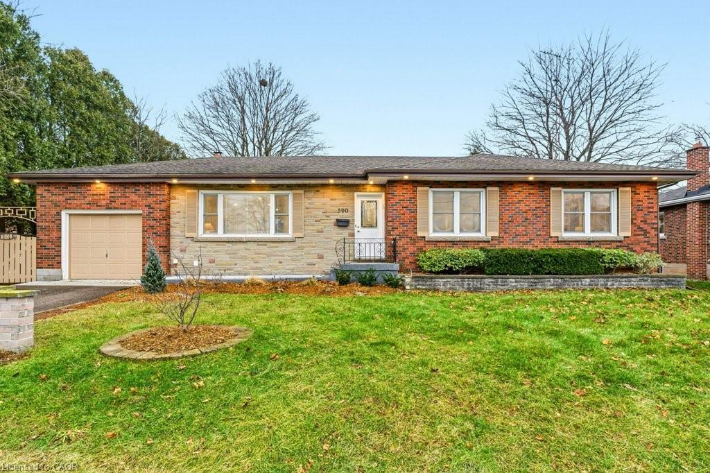 590 Cumberland Avenue, Burlington