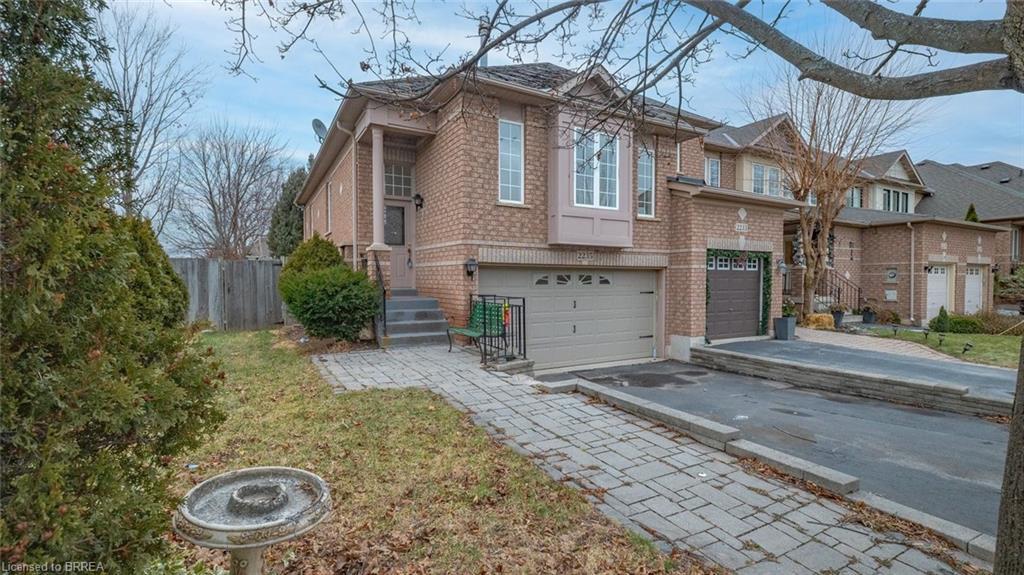 2235 Hummingbird Way, Oakville