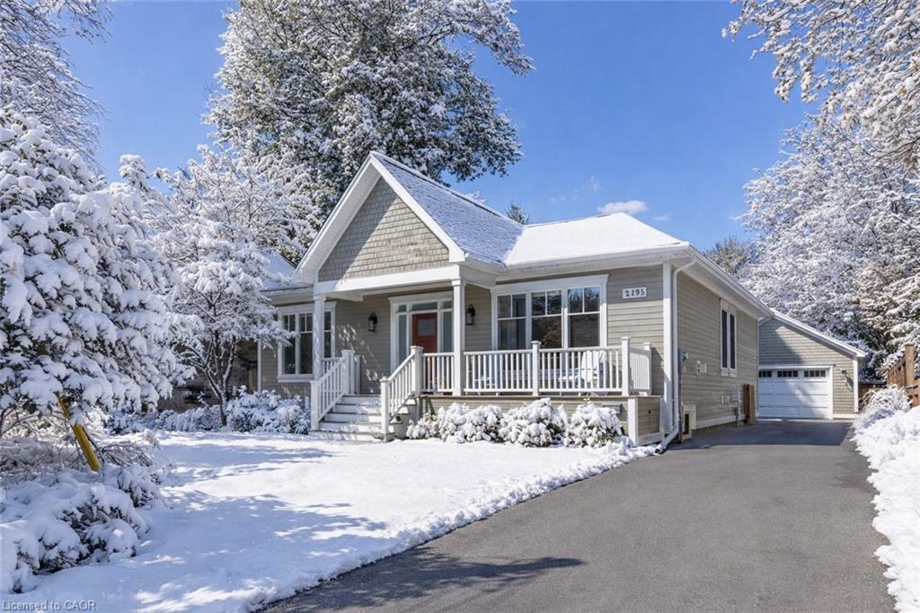 2195 Courtland Drive, Burlington