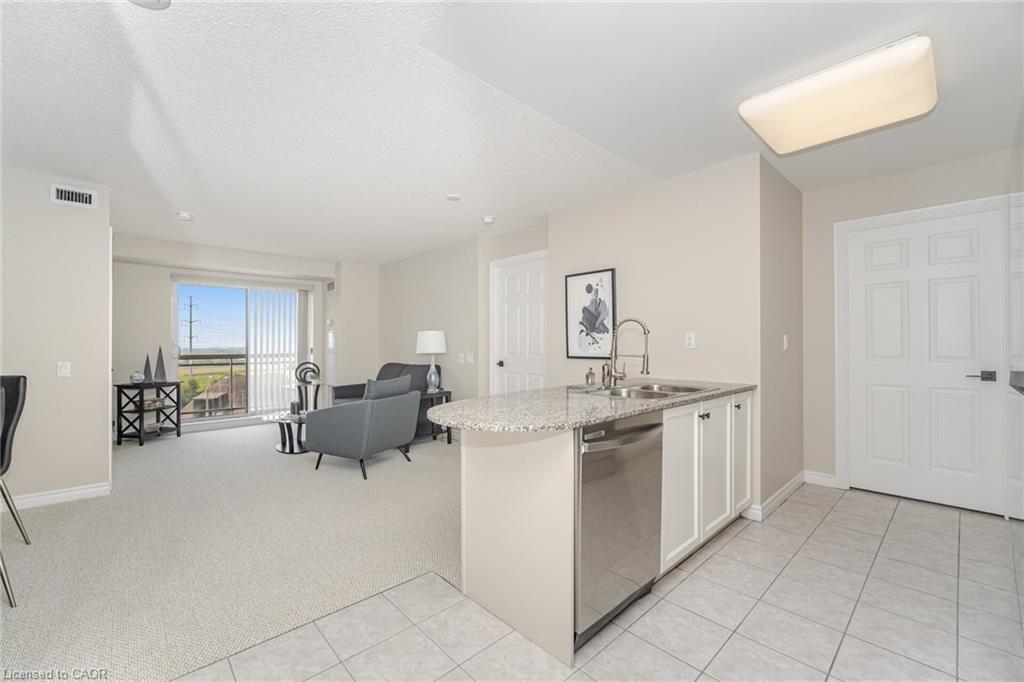 1720 Eglinton Avenue E 610, Toronto