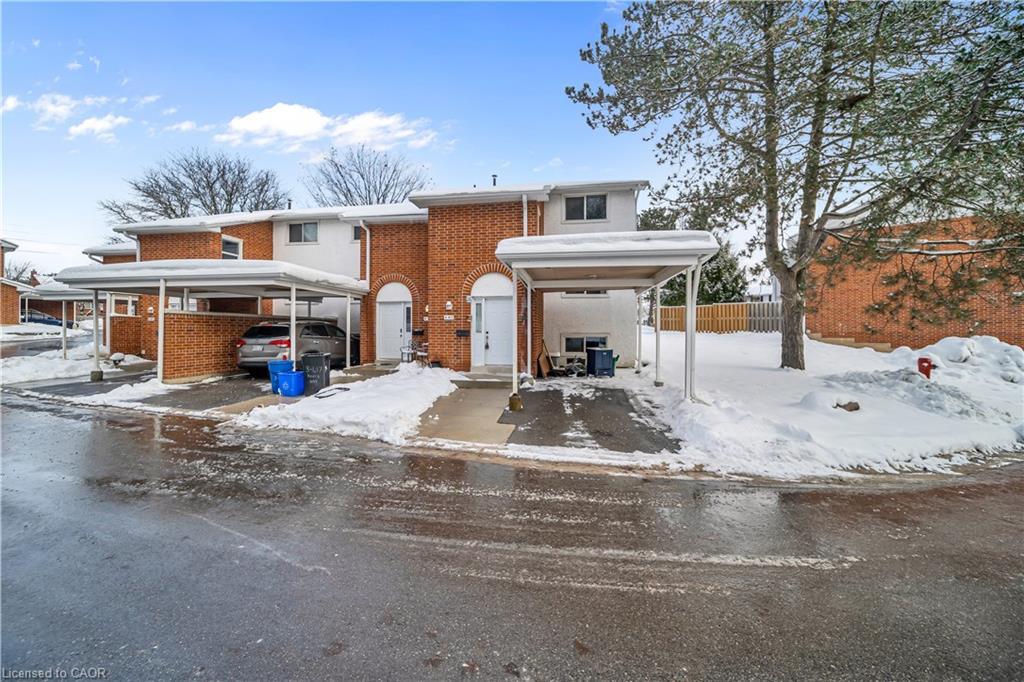 417 Keats Way 4, Waterloo