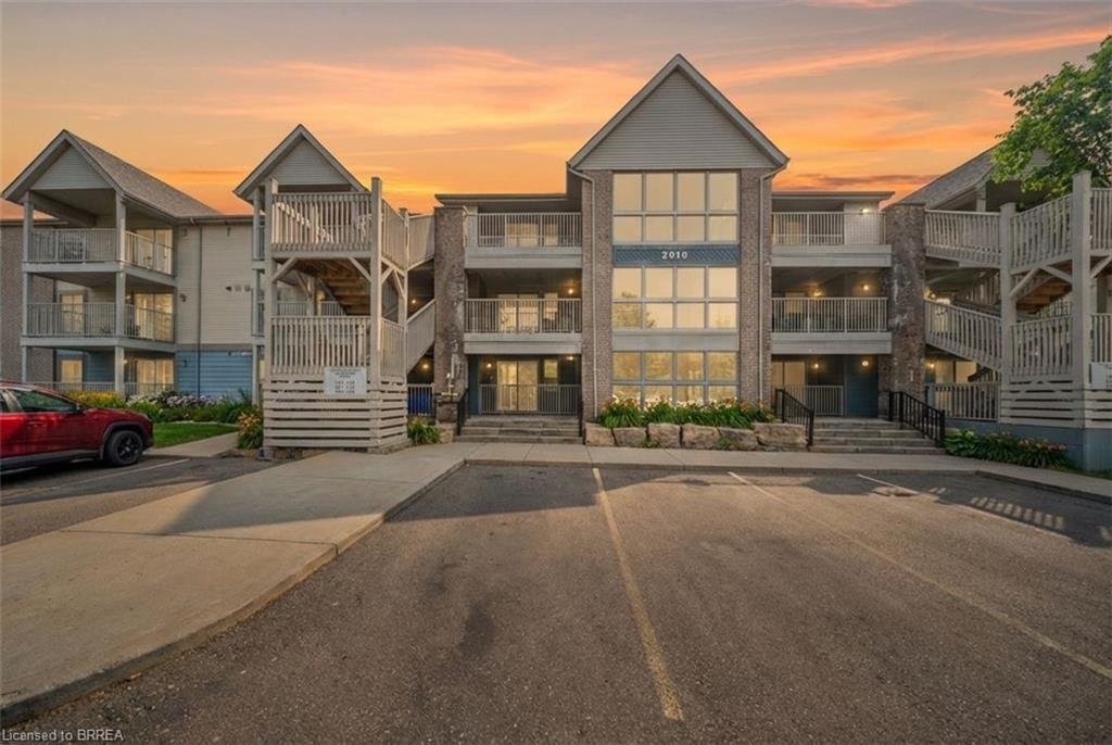 2010 Cleaver Avenue 207, Burlington