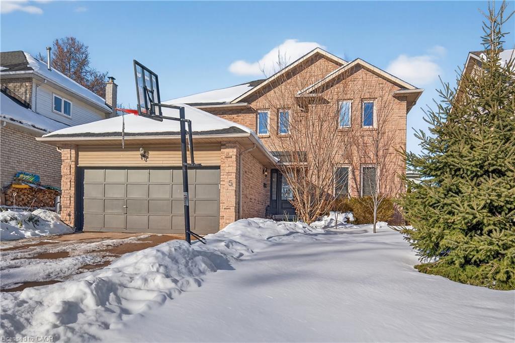 5 Giffin Road, Dundas