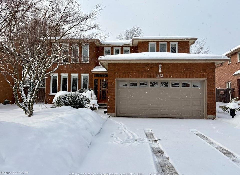 1151 Manor Road, Oakville