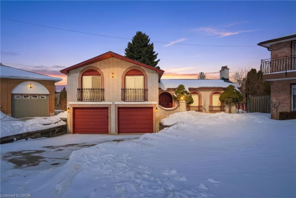 16 Harvard Place, Hamilton