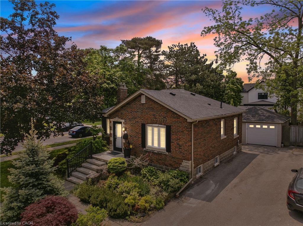 462 Woodland Avenue, Burlington