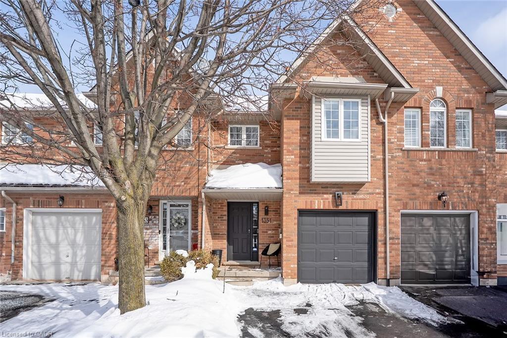 1351 Tobyn Drive, Burlington
