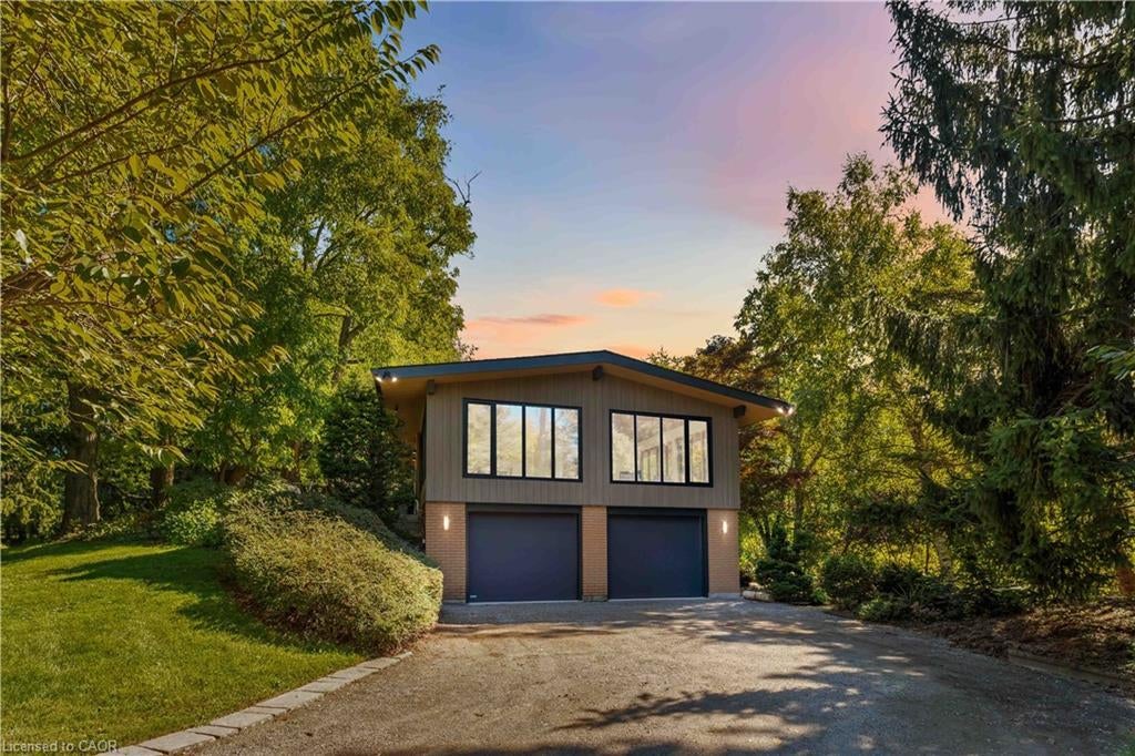 154 Middletown Road, Dundas